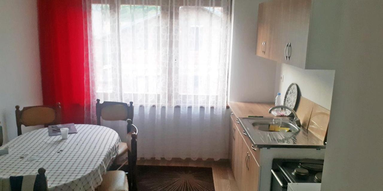 Lovely 1 Bedroom Within Walking Distance, Views Peje Exterior foto