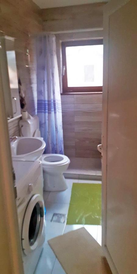 Lovely 1 Bedroom Within Walking Distance, Views Peje Exterior foto