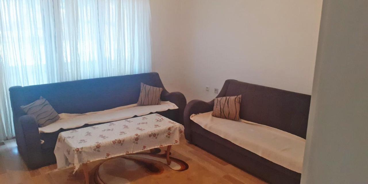 Lovely 1 Bedroom Within Walking Distance, Views Peje Exterior foto