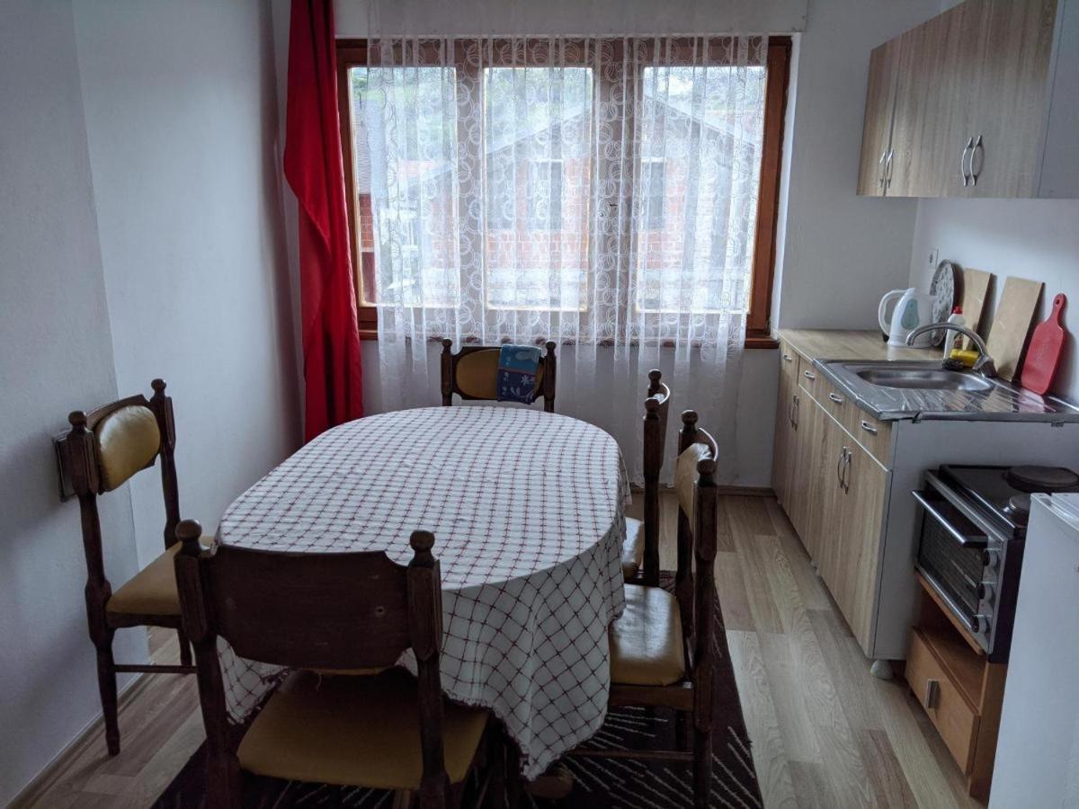 Lovely 1 Bedroom Within Walking Distance, Views Peje Exterior foto