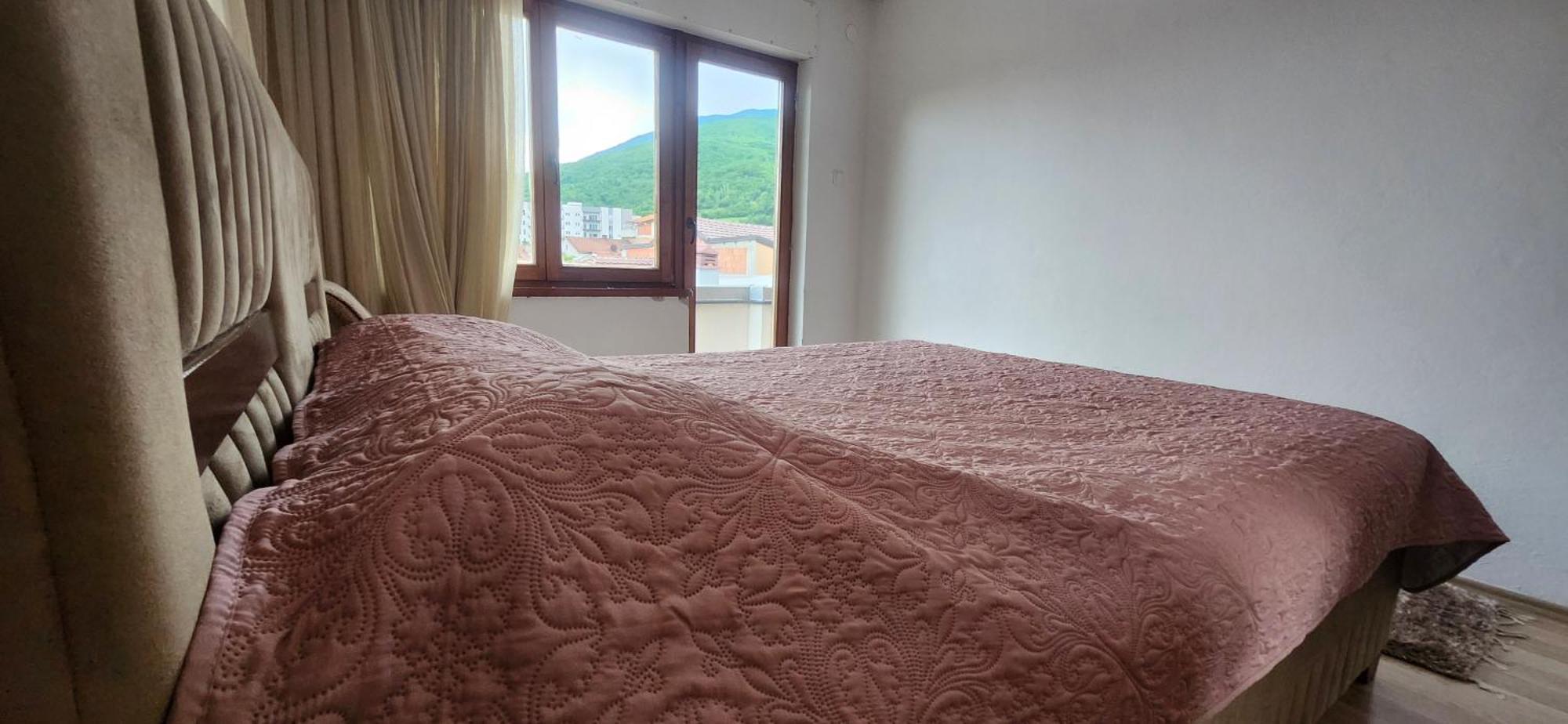 Lovely 1 Bedroom Within Walking Distance, Views Peje Exterior foto
